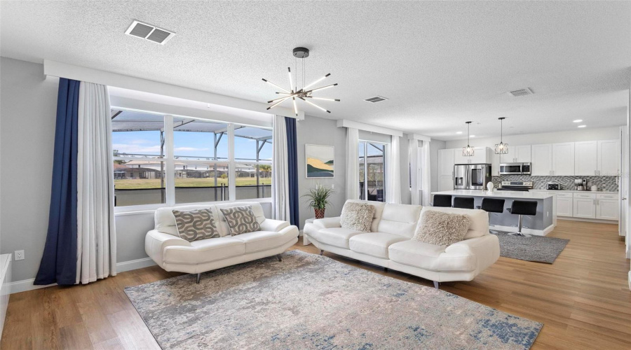 KISSIMMEE, Florida 34746, 6 Bedrooms Bedrooms, ,3 BathroomsBathrooms,Residential,For Sale,PHILADELPHIA,0,MFRO6190343