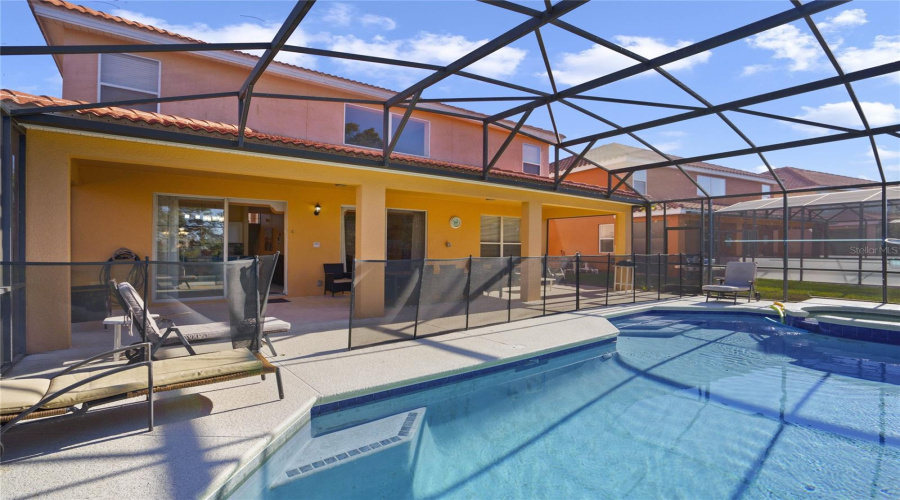 DAVENPORT, Florida 33837, 6 Bedrooms Bedrooms, ,5 BathroomsBathrooms,Residential,For Sale,RUBINO,0,MFRG5090306