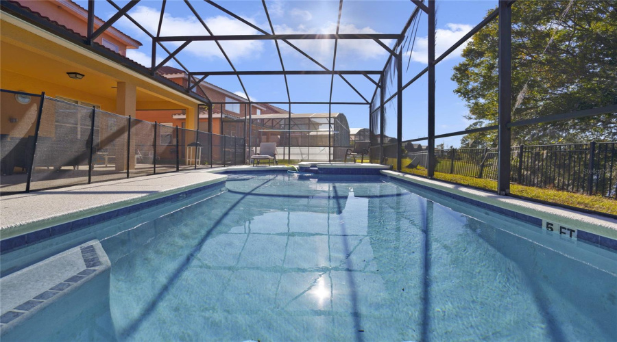 DAVENPORT, Florida 33837, 6 Bedrooms Bedrooms, ,5 BathroomsBathrooms,Residential,For Sale,RUBINO,0,MFRG5090306