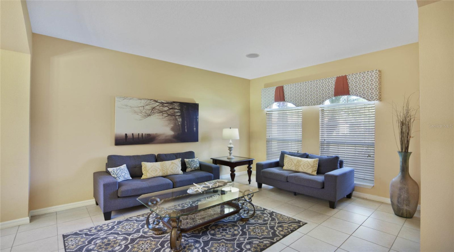 DAVENPORT, Florida 33837, 6 Bedrooms Bedrooms, ,5 BathroomsBathrooms,Residential,For Sale,RUBINO,0,MFRG5090306
