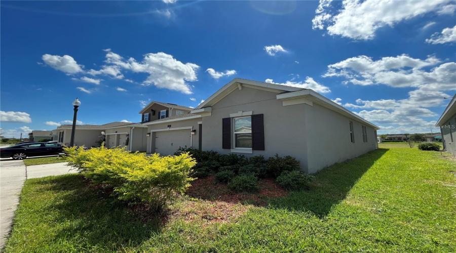 KISSIMMEE, Florida 34746, 4 Bedrooms Bedrooms, ,3 BathroomsBathrooms,Residential,For Sale,SEVEN CANYONS DR,0,MFRS5120044