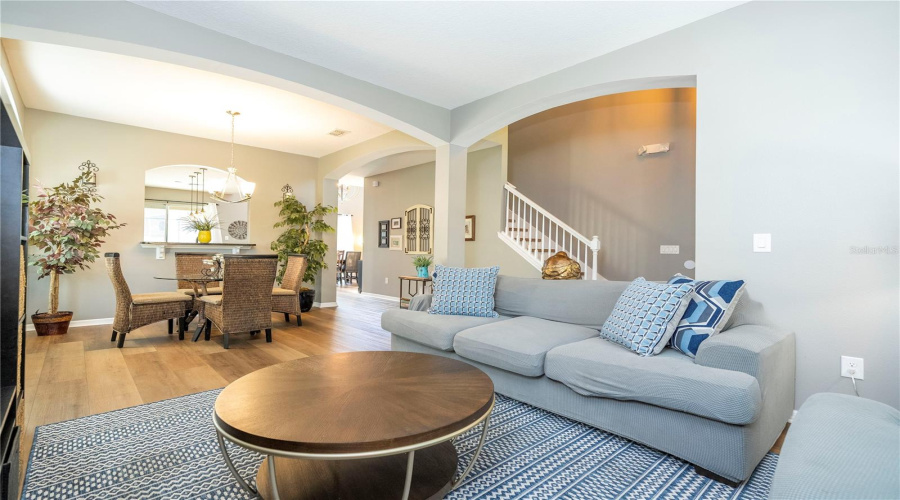 KISSIMMEE, Florida 34746, 6 Bedrooms Bedrooms, ,5 BathroomsBathrooms,Residential,For Sale,DHARMA,0,MFRO6320812
