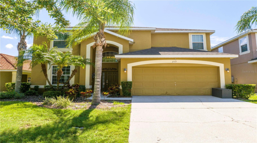 KISSIMMEE, Florida 34746, 6 Bedrooms Bedrooms, ,5 BathroomsBathrooms,Residential,For Sale,DHARMA,0,MFRO6320812