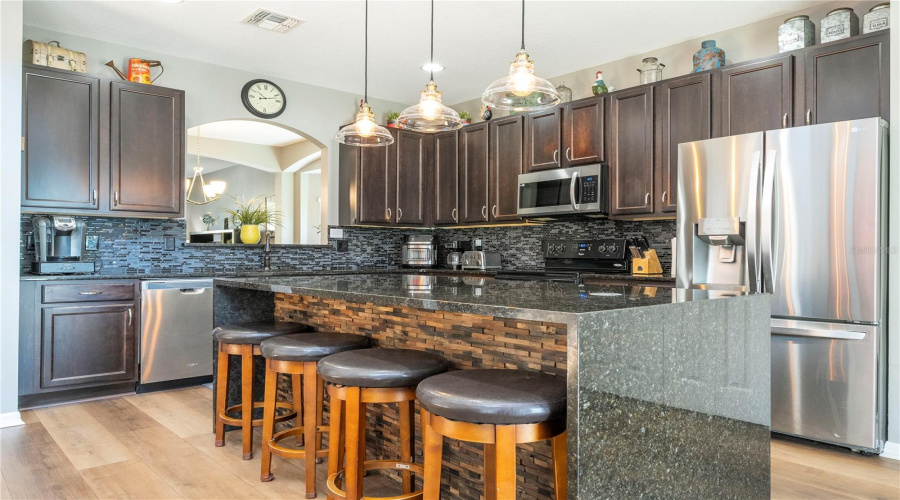 KISSIMMEE, Florida 34746, 6 Bedrooms Bedrooms, ,5 BathroomsBathrooms,Residential,For Sale,DHARMA,0,MFRO6320812