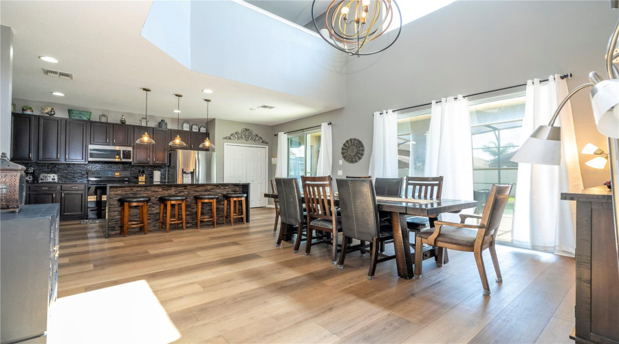 KISSIMMEE, Florida 34746, 6 Bedrooms Bedrooms, ,5 BathroomsBathrooms,Residential,For Sale,DHARMA,0,MFRO6320812