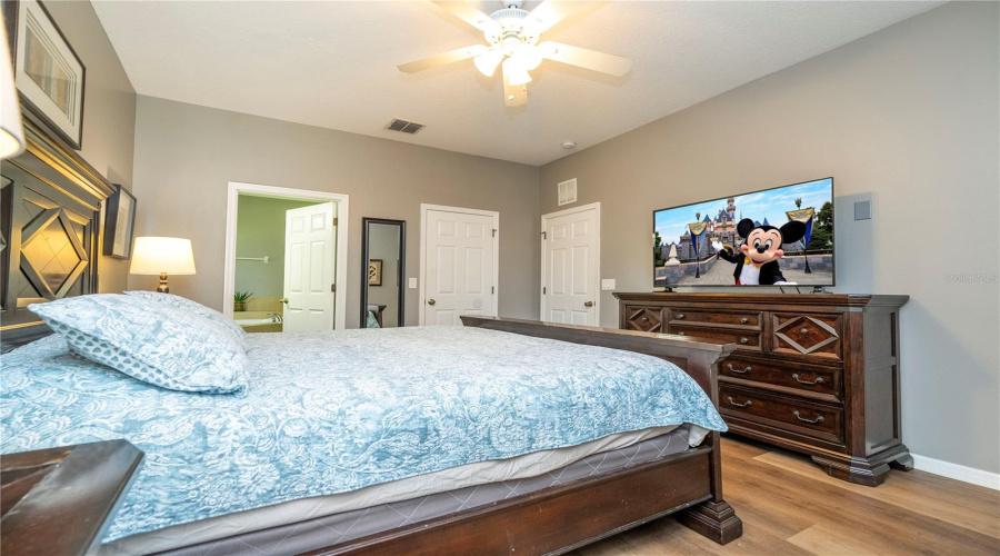 KISSIMMEE, Florida 34746, 6 Bedrooms Bedrooms, ,5 BathroomsBathrooms,Residential,For Sale,DHARMA,0,MFRO6320812