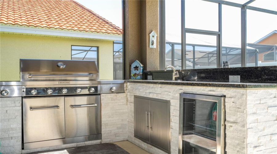 KISSIMMEE, Florida 34746, 6 Bedrooms Bedrooms, ,5 BathroomsBathrooms,Residential,For Sale,DHARMA,0,MFRO6320812