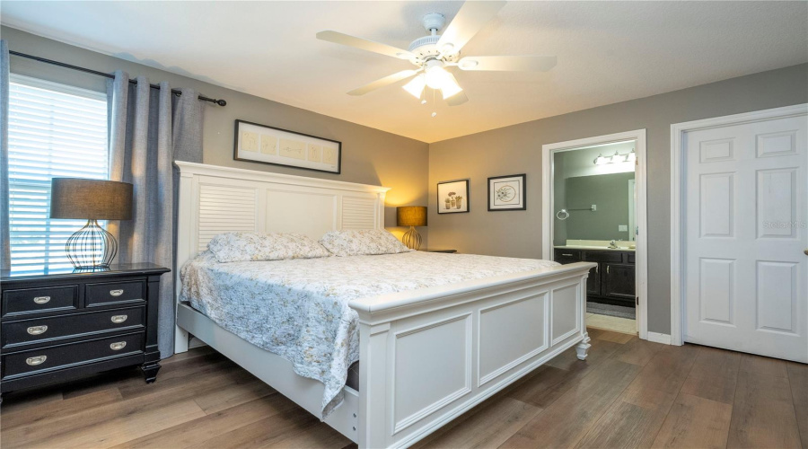 KISSIMMEE, Florida 34746, 6 Bedrooms Bedrooms, ,5 BathroomsBathrooms,Residential,For Sale,DHARMA,0,MFRO6320812