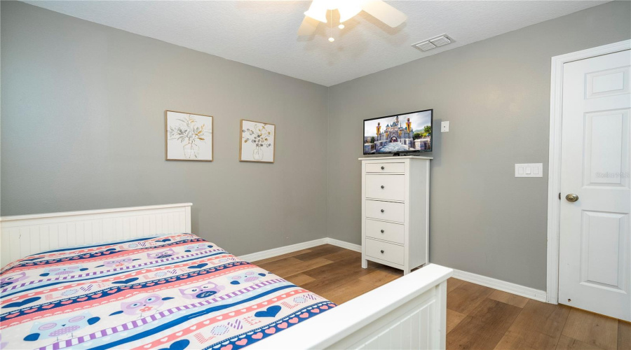 KISSIMMEE, Florida 34746, 6 Bedrooms Bedrooms, ,5 BathroomsBathrooms,Residential,For Sale,DHARMA,0,MFRO6320812