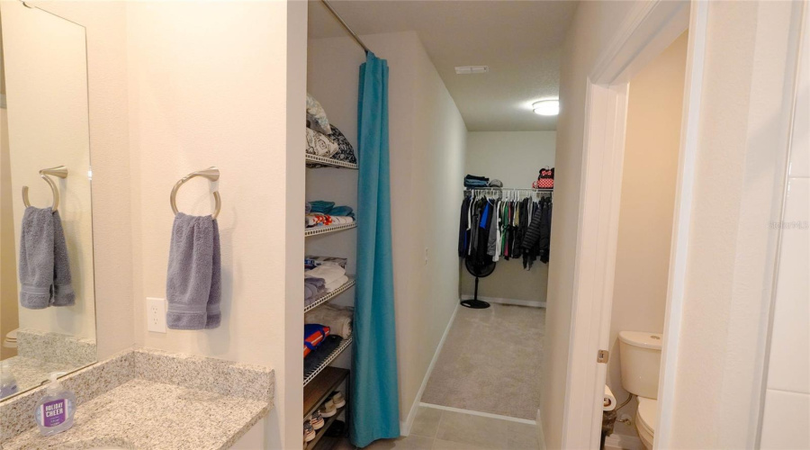 DAVENPORT, Florida 33897, 4 Bedrooms Bedrooms, ,2 BathroomsBathrooms,Residential,For Sale,BELLA VISTA,0,MFRO6331067