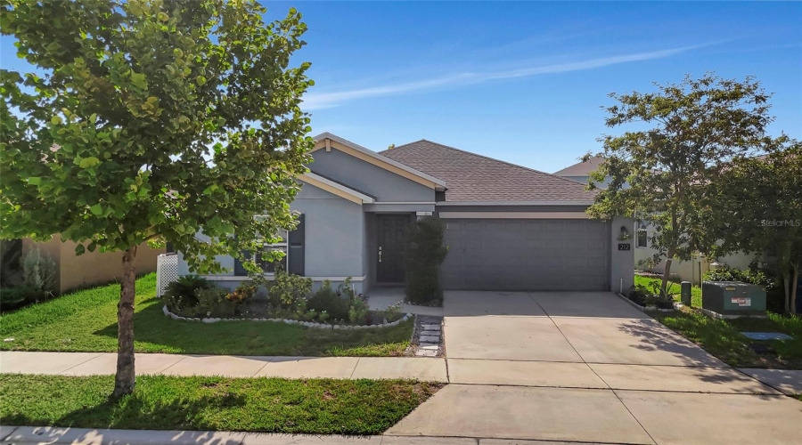 DAVENPORT, Florida 33837, 3 Bedrooms Bedrooms, ,2 BathroomsBathrooms,Residential,For Sale,TAFT,0,MFRG5093990