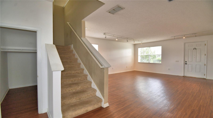DAVENPORT, Florida 33897, 5 Bedrooms Bedrooms, ,3 BathroomsBathrooms,Residential,For Sale,CANNA,0,MFRP4934573