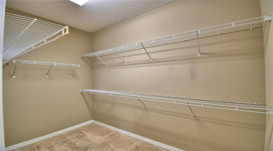 DAVENPORT, Florida 33897, 5 Bedrooms Bedrooms, ,3 BathroomsBathrooms,Residential,For Sale,CANNA,0,MFRP4934573