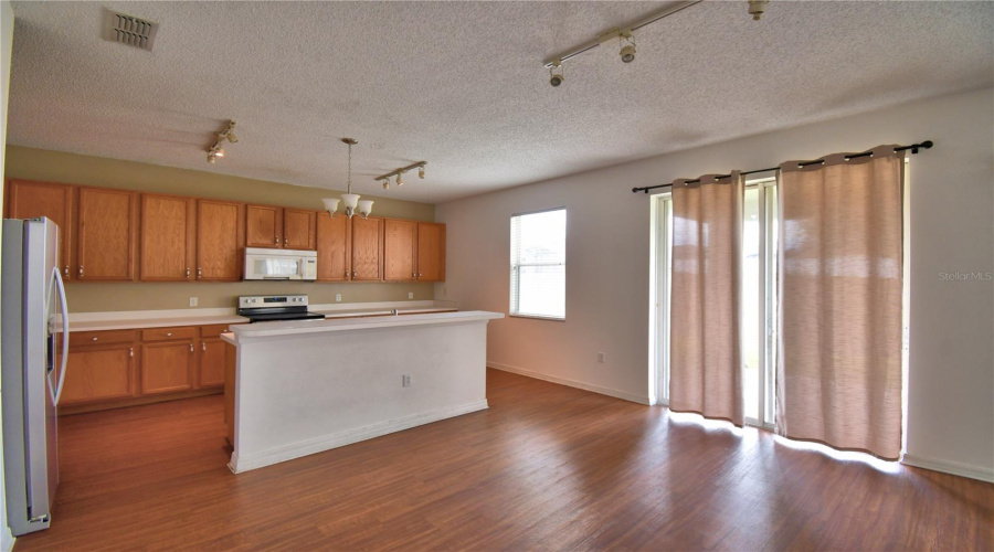 DAVENPORT, Florida 33897, 5 Bedrooms Bedrooms, ,3 BathroomsBathrooms,Residential,For Sale,CANNA,0,MFRP4934573