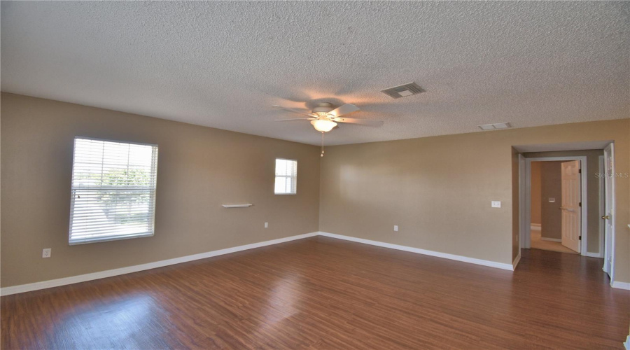 DAVENPORT, Florida 33897, 5 Bedrooms Bedrooms, ,3 BathroomsBathrooms,Residential,For Sale,CANNA,0,MFRP4934573