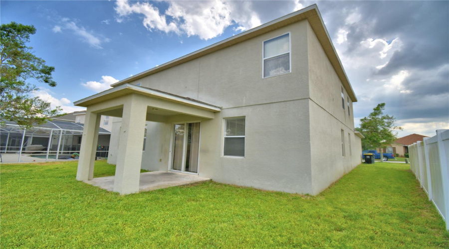DAVENPORT, Florida 33897, 5 Bedrooms Bedrooms, ,3 BathroomsBathrooms,Residential,For Sale,CANNA,0,MFRP4934573