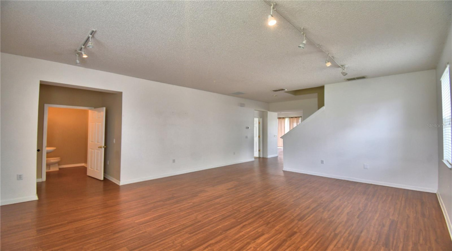 DAVENPORT, Florida 33897, 5 Bedrooms Bedrooms, ,3 BathroomsBathrooms,Residential,For Sale,CANNA,0,MFRP4934573