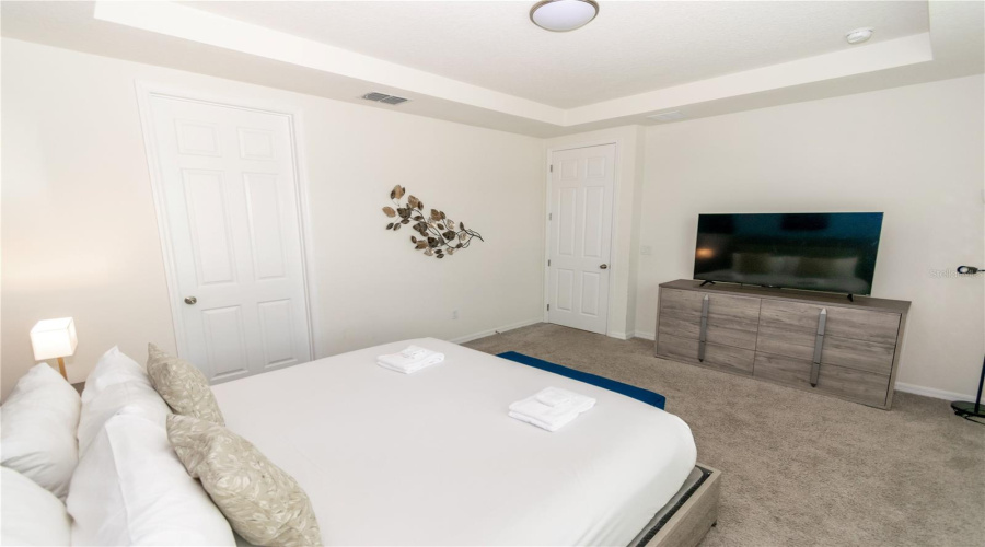 KISSIMMEE, Florida 34747, 5 Bedrooms Bedrooms, ,4 BathroomsBathrooms,Residential,For Sale,TROPICAL PALMS,0,MFRS5131346