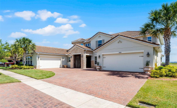 KISSIMMEE, Florida 34746, 5 Bedrooms Bedrooms, ,5 BathroomsBathrooms,Residential,For Sale,WINDLASS,0,MFRO6331553