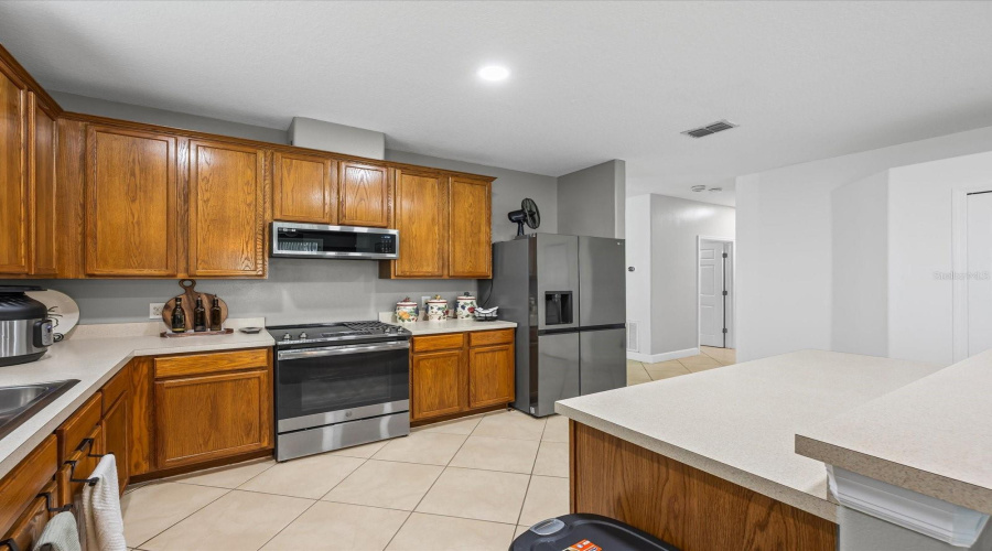 DAVENPORT, Florida 33837, 3 Bedrooms Bedrooms, ,2 BathroomsBathrooms,Residential,For Sale,COTSWOLD,0,MFRO6314959