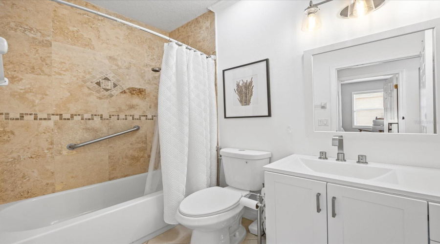 DAVENPORT, Florida 33837, 3 Bedrooms Bedrooms, ,2 BathroomsBathrooms,Residential,For Sale,COTSWOLD,0,MFRO6314959