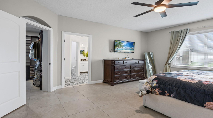DAVENPORT, Florida 33837, 3 Bedrooms Bedrooms, ,2 BathroomsBathrooms,Residential,For Sale,COTSWOLD,0,MFRO6314959