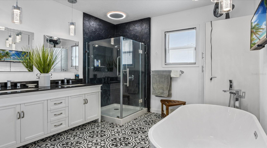 DAVENPORT, Florida 33837, 3 Bedrooms Bedrooms, ,2 BathroomsBathrooms,Residential,For Sale,COTSWOLD,0,MFRO6314959