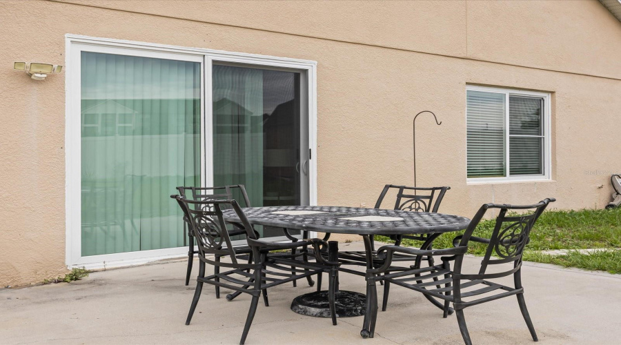 DAVENPORT, Florida 33837, 3 Bedrooms Bedrooms, ,2 BathroomsBathrooms,Residential,For Sale,COTSWOLD,0,MFRO6314959