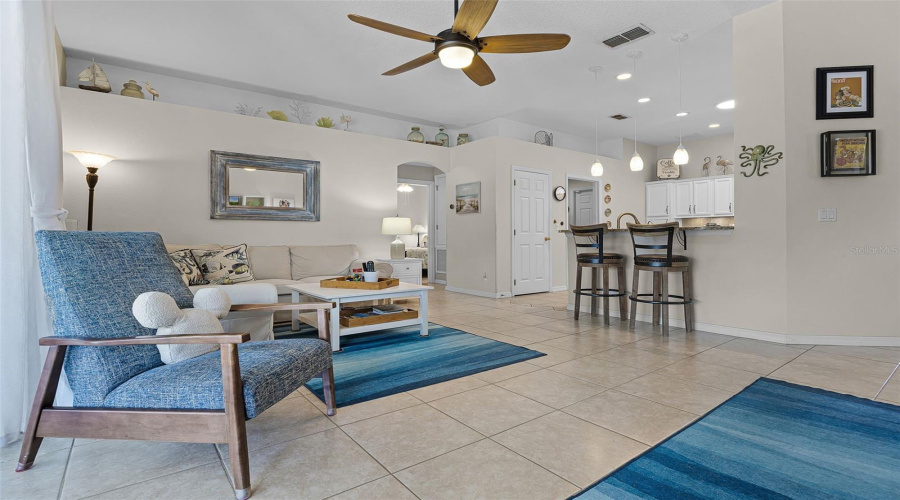 DAVENPORT, Florida 33897, 4 Bedrooms Bedrooms, ,2 BathroomsBathrooms,Residential,For Sale,CHURCHILL PARK,0,MFRS5131814
