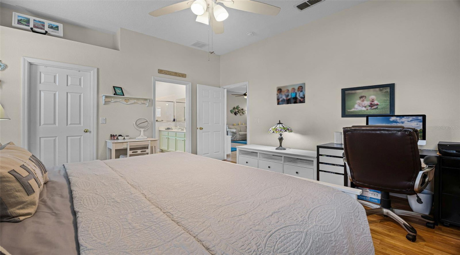 DAVENPORT, Florida 33897, 4 Bedrooms Bedrooms, ,2 BathroomsBathrooms,Residential,For Sale,CHURCHILL PARK,0,MFRS5131814