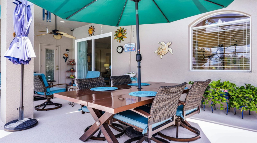 DAVENPORT, Florida 33897, 4 Bedrooms Bedrooms, ,2 BathroomsBathrooms,Residential,For Sale,CHURCHILL PARK,0,MFRS5131814