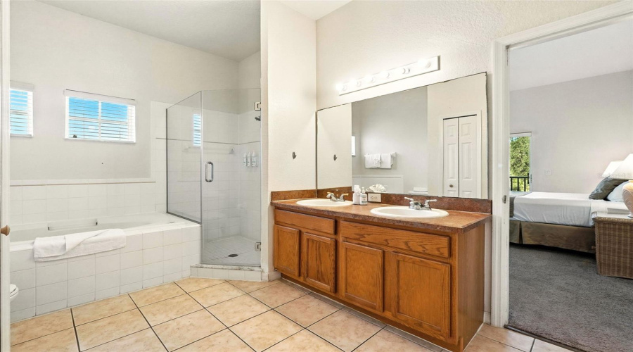 DAVENPORT, Florida 33897, 3 Bedrooms Bedrooms, ,2 BathroomsBathrooms,Residential,For Sale,GRAN BAHAMA,0,MFRS5130834