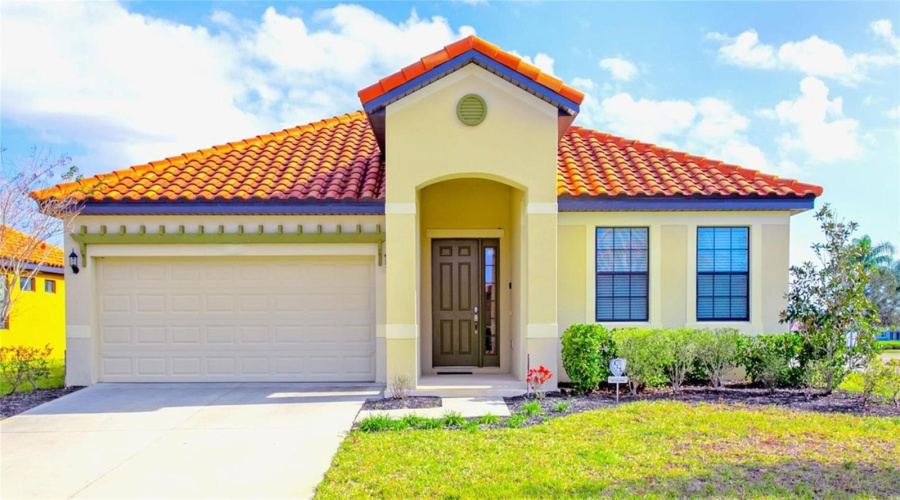 DAVENPORT, Florida 33837, 4 Bedrooms Bedrooms, ,3 BathroomsBathrooms,Residential,For Sale,ROSEMONT,0,MFRS5131845