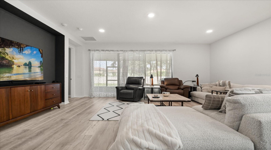 KISSIMMEE, Florida 34746, 4 Bedrooms Bedrooms, ,3 BathroomsBathrooms,Residential,For Sale,ROSE MALLOW,0,MFRO6331457
