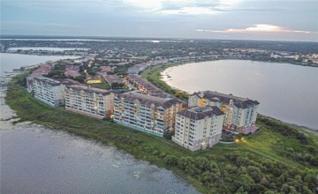 ORLANDO, Florida 32836, 3 Bedrooms Bedrooms, ,2 BathroomsBathrooms,Residential,For Sale,THE ESPLANADE,0,MFRO6331463