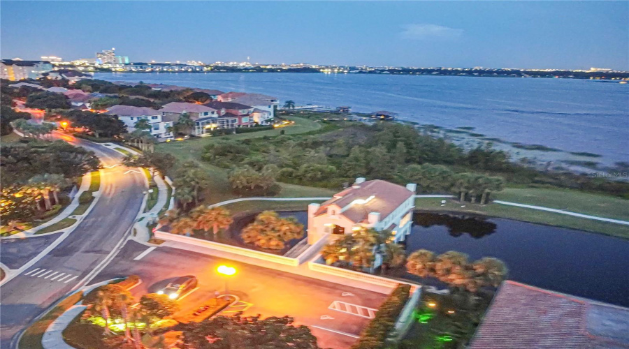 ORLANDO, Florida 32836, 3 Bedrooms Bedrooms, ,2 BathroomsBathrooms,Residential,For Sale,THE ESPLANADE,0,MFRO6331463