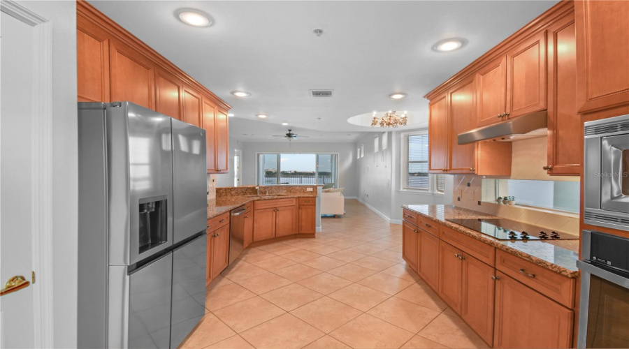 ORLANDO, Florida 32836, 3 Bedrooms Bedrooms, ,2 BathroomsBathrooms,Residential,For Sale,THE ESPLANADE,0,MFRO6331463