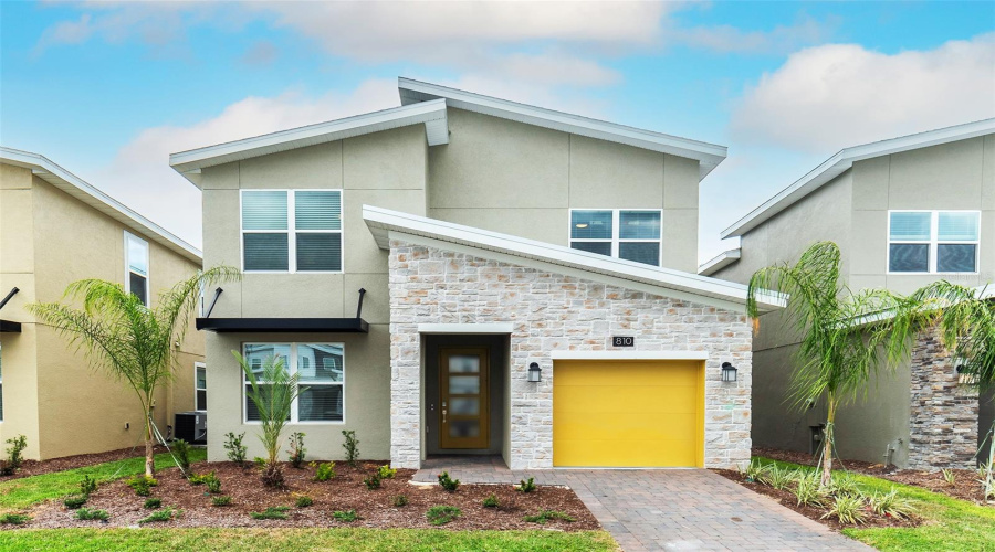 DAVENPORT, Florida 33896, 5 Bedrooms Bedrooms, ,5 BathroomsBathrooms,Residential,For Sale,STICKS,0,MFRO6331787