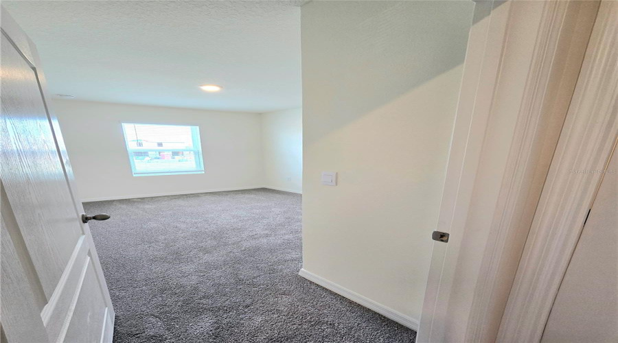 DAVENPORT, Florida 33837, 3 Bedrooms Bedrooms, ,2 BathroomsBathrooms,Residential,For Sale,LUMBER,0,MFRL4954534