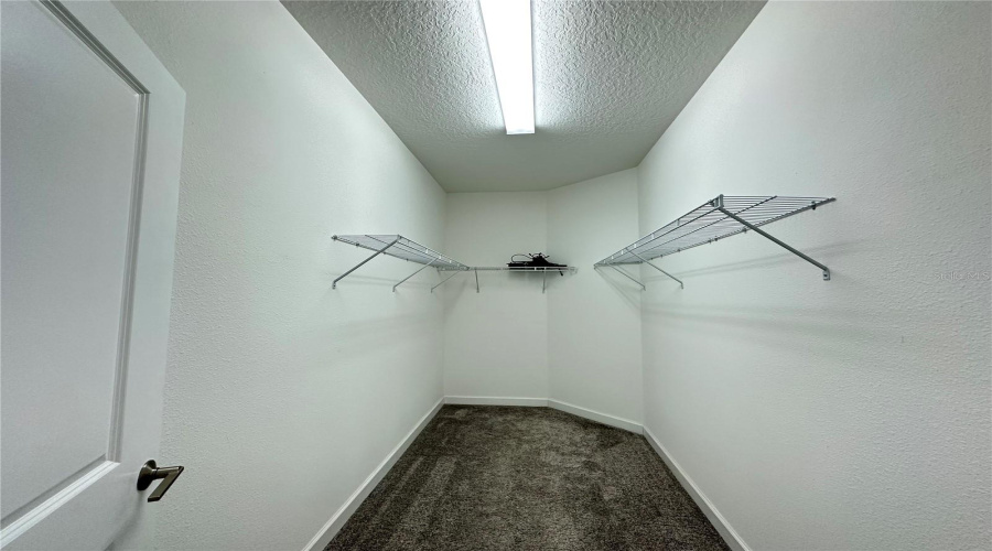 DAVENPORT, Florida 33896, 2 Bedrooms Bedrooms, ,2 BathroomsBathrooms,Residential,For Sale,QUAKER RIDGE,0,MFRO6331701
