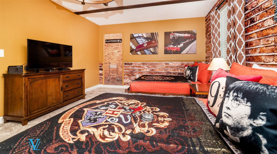 DAVENPORT, Florida 33896, 8 Bedrooms Bedrooms, ,5 BathroomsBathrooms,Residential,For Sale,MAIDSTONE,0,MFRO6330079