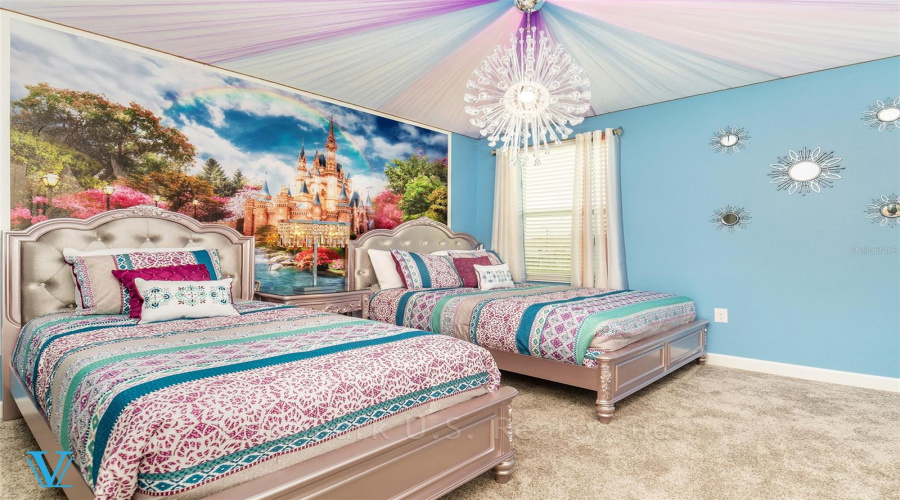 DAVENPORT, Florida 33896, 8 Bedrooms Bedrooms, ,5 BathroomsBathrooms,Residential,For Sale,MAIDSTONE,0,MFRO6330079