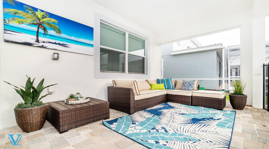 DAVENPORT, Florida 33896, 8 Bedrooms Bedrooms, ,5 BathroomsBathrooms,Residential,For Sale,MAIDSTONE,0,MFRO6330079