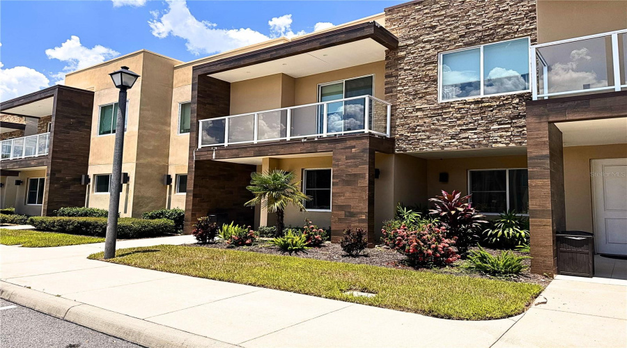 KISSIMMEE, Florida 34747, 4 Bedrooms Bedrooms, ,4 BathroomsBathrooms,Residential,For Sale,RECIFE,0,MFRS5131850