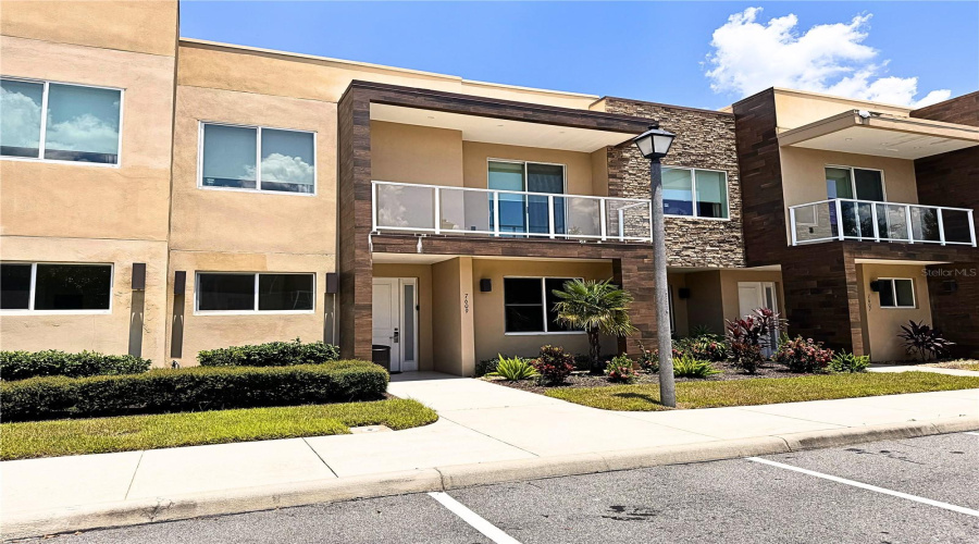 KISSIMMEE, Florida 34747, 4 Bedrooms Bedrooms, ,4 BathroomsBathrooms,Residential,For Sale,RECIFE,0,MFRS5131850
