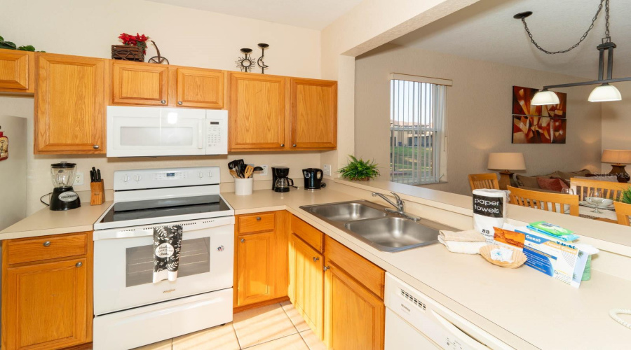 DAVENPORT, Florida 33897, 4 Bedrooms Bedrooms, ,3 BathroomsBathrooms,Residential,For Sale,CALABRIA,0,MFRS5131174