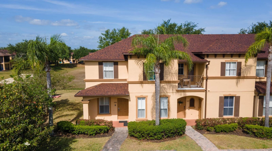 DAVENPORT, Florida 33897, 4 Bedrooms Bedrooms, ,3 BathroomsBathrooms,Residential,For Sale,CALABRIA,0,MFRS5131174