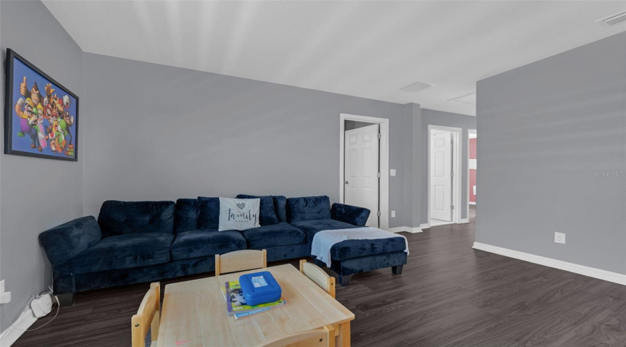 DAVENPORT, Florida 33837, 4 Bedrooms Bedrooms, ,2 BathroomsBathrooms,Residential,For Sale,SCRUB OAK HAMMOCK,0,MFRS5131802