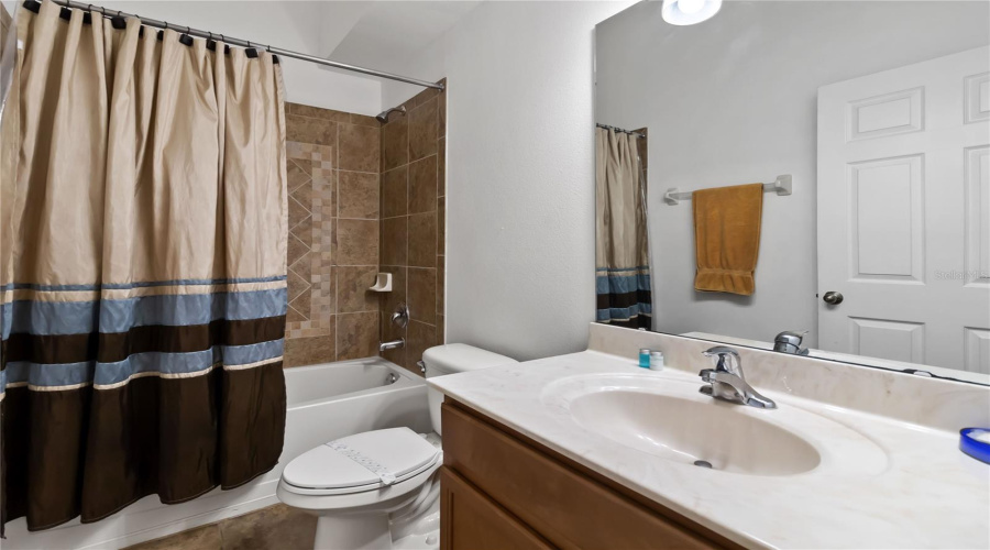DAVENPORT, Florida 33837, 4 Bedrooms Bedrooms, ,3 BathroomsBathrooms,Residential,For Sale,ORANGE COSMOS,0,MFRO6331003