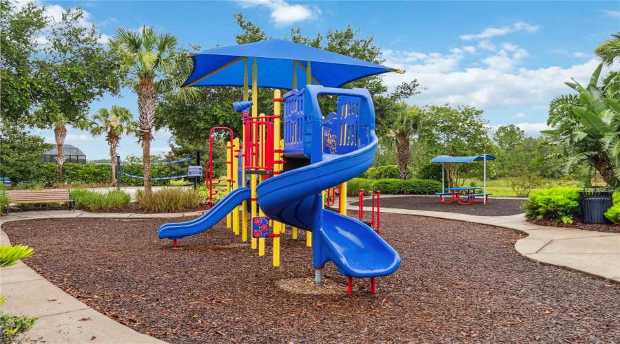 DAVENPORT, Florida 33837, 4 Bedrooms Bedrooms, ,3 BathroomsBathrooms,Residential,For Sale,ORANGE COSMOS,0,MFRO6331003